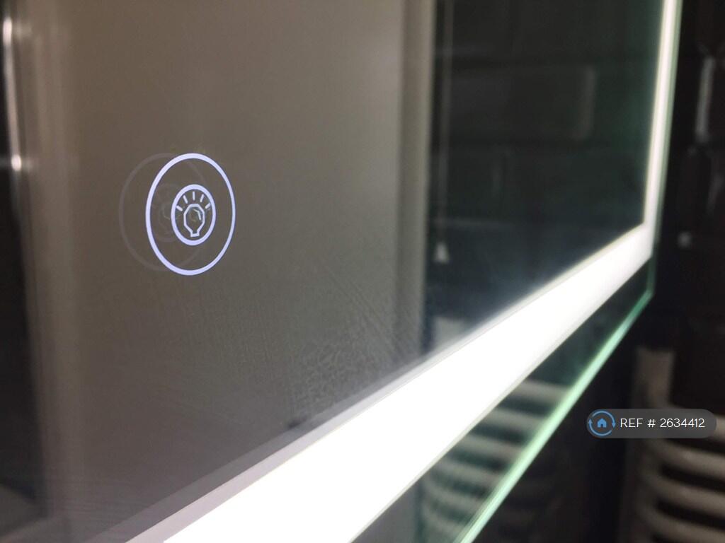 Touch Sensitive Mirror Light Switch