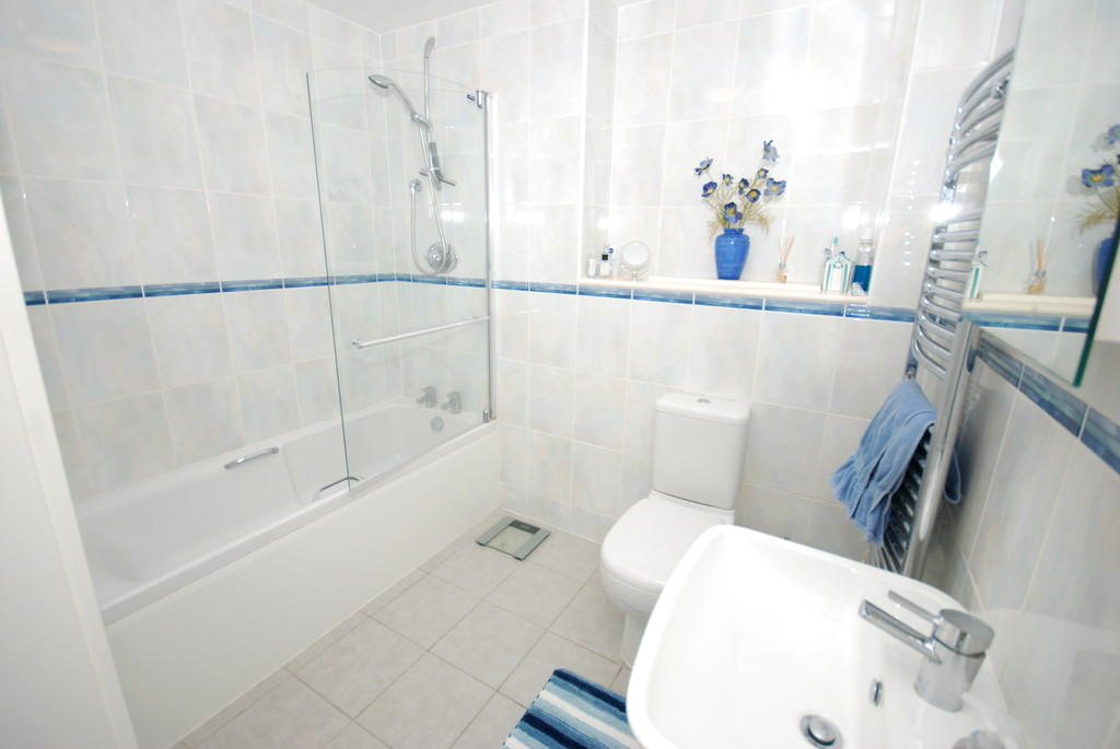 En Suite Shower R...