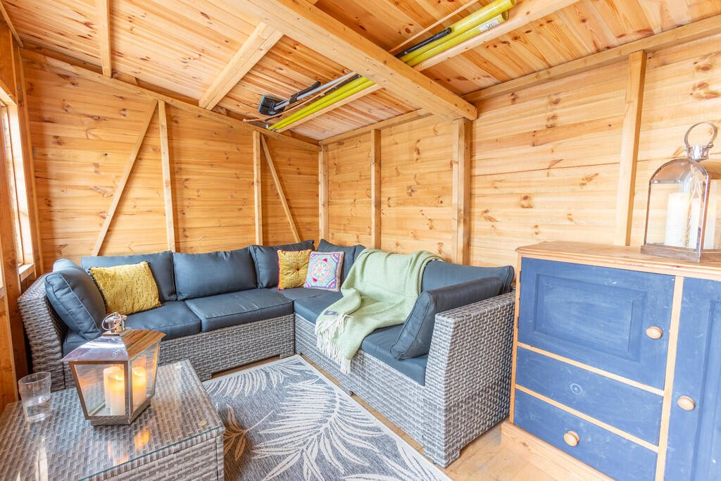Shed
