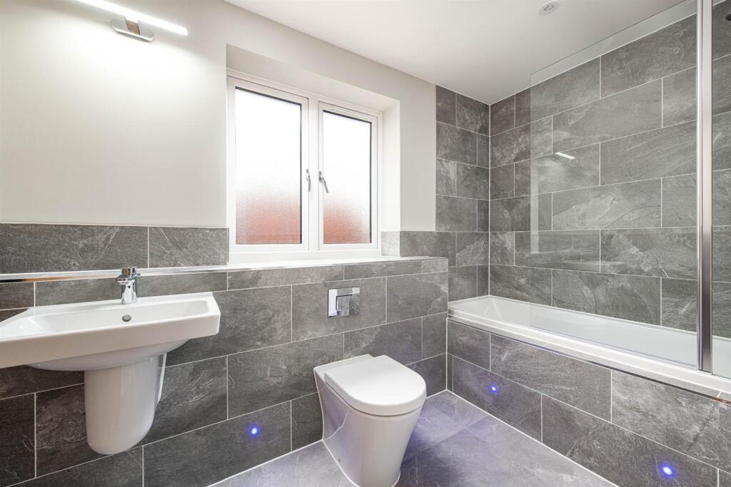 Plot_12_Bathroom.jpg