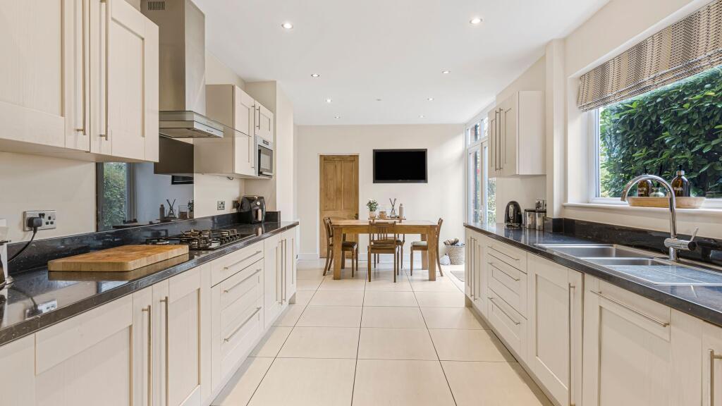 Breakfast Kitchen