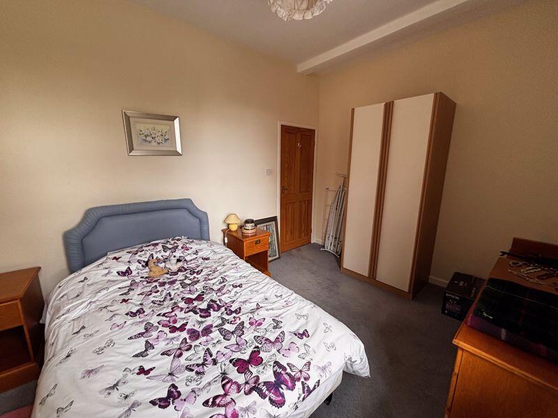 Flat 9 bedroom