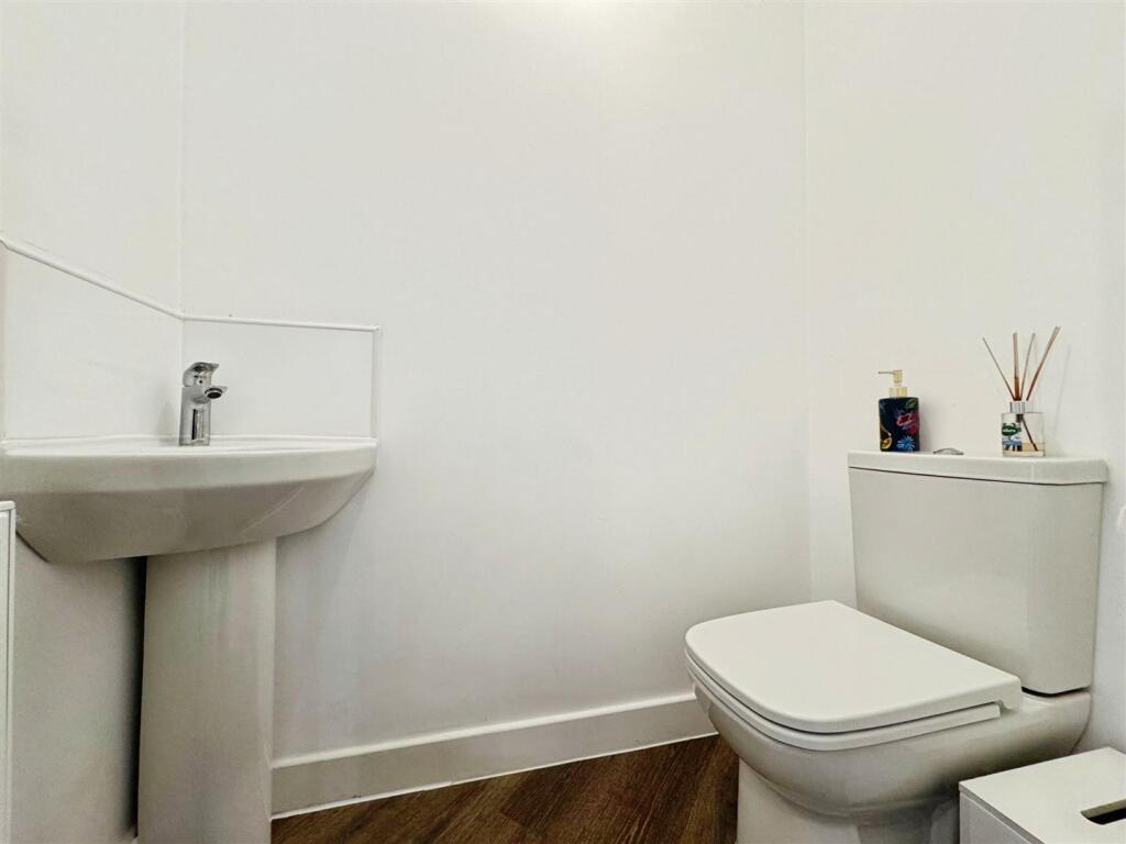 4abb88a7--4627-A7E1-766D9E84D327-33767-0000183DB83