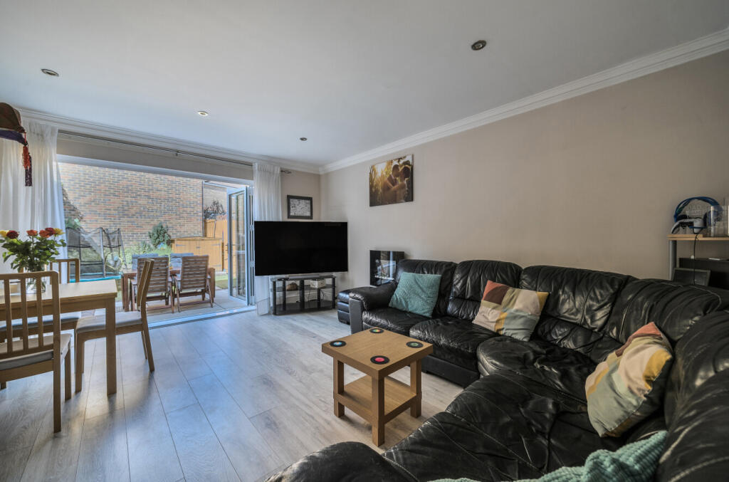 3-6-682466e8d6220...