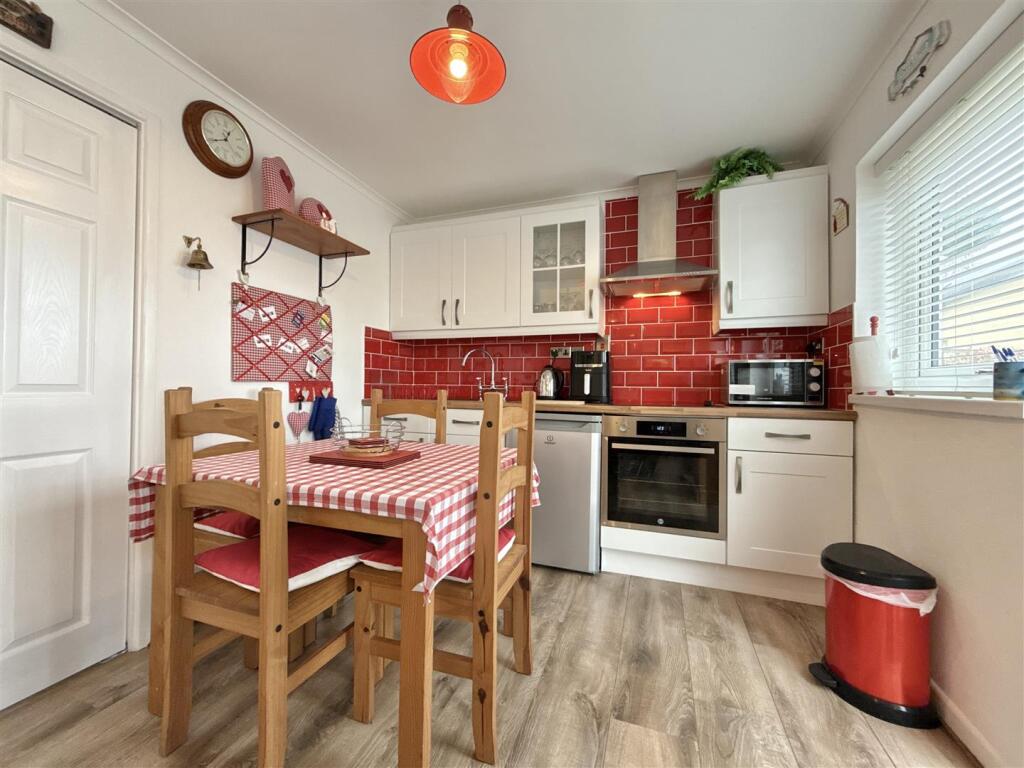 Kitchen &amp; Dining Area.JPG