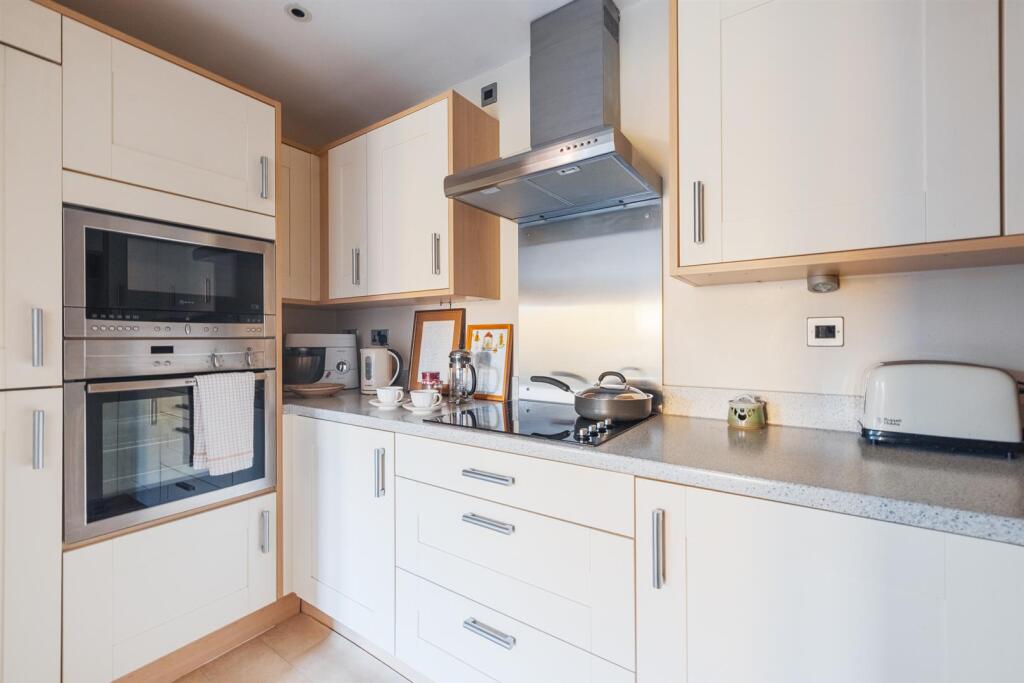 20 Renaissance-56.jpg