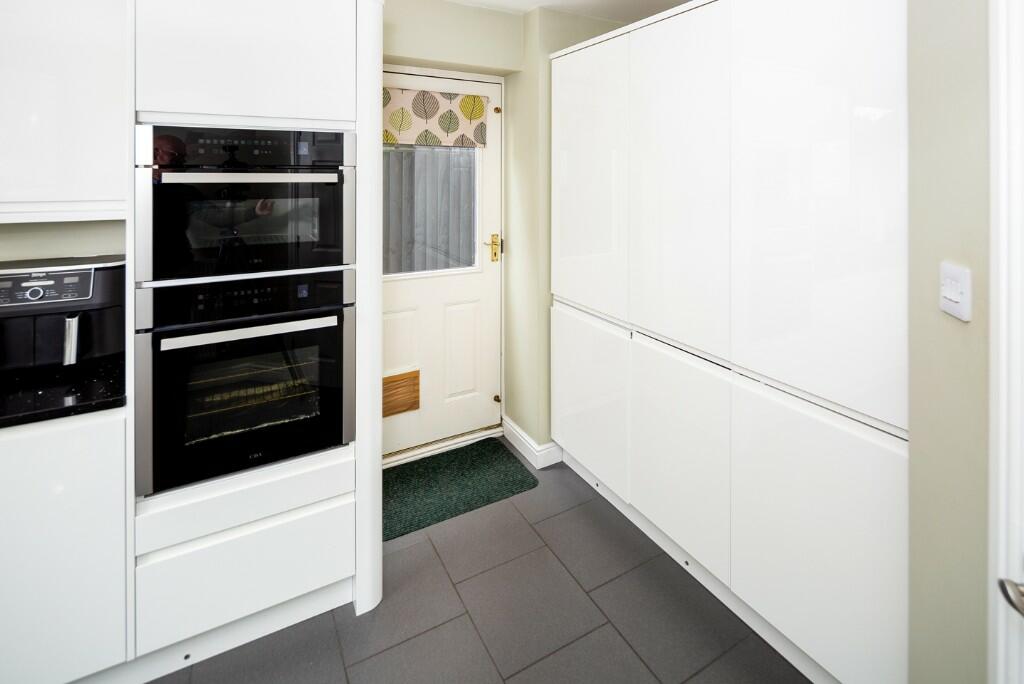 Kitchen Breakfast Rm