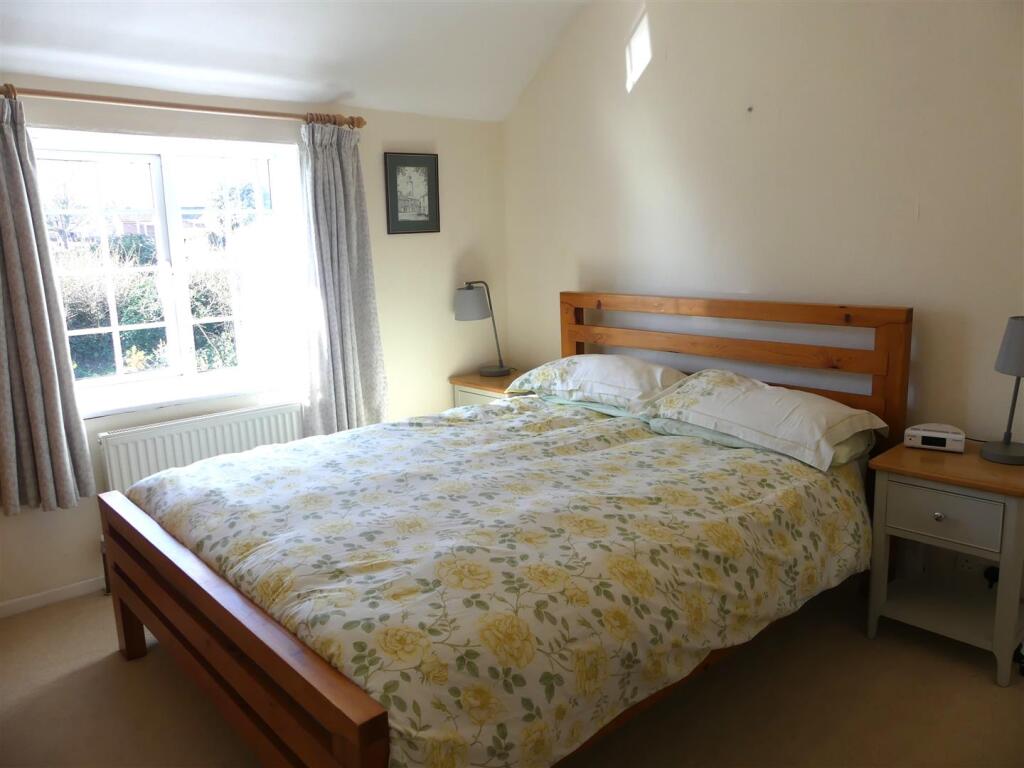 bed 1.JPG