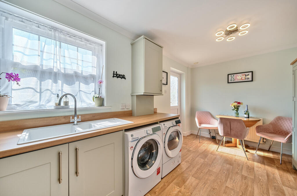 1309143-25-68494f...