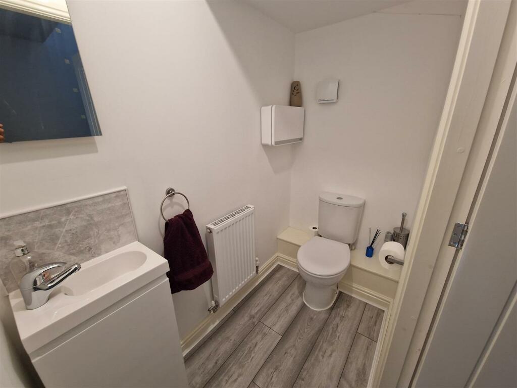 CLOAKROOM WC