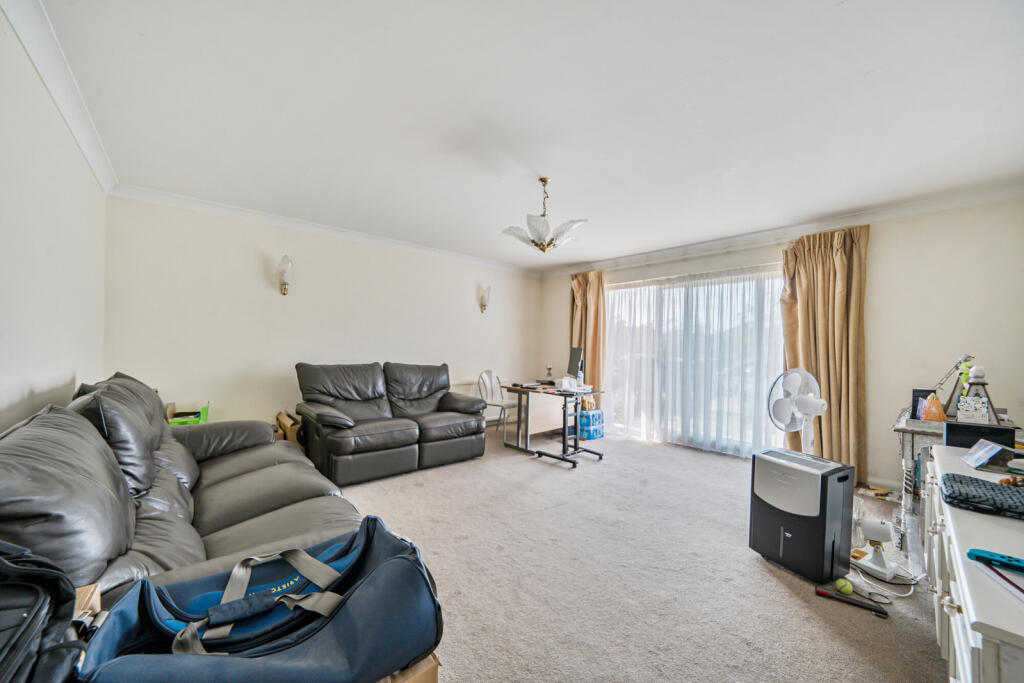 1328190-15-6895f2...