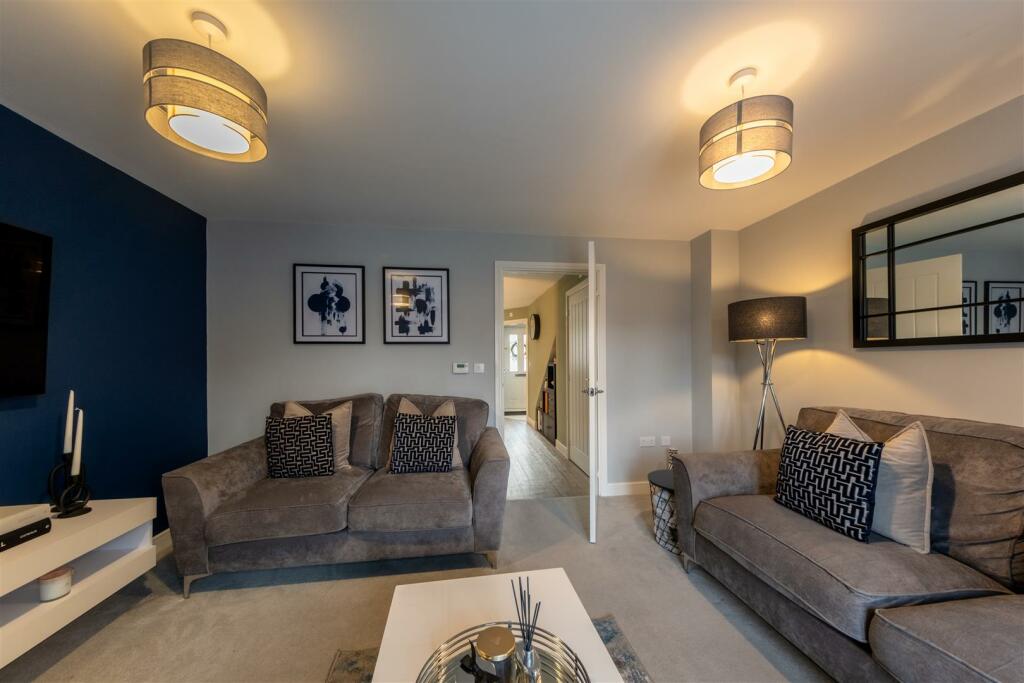 37 Lee Place-007.jpg