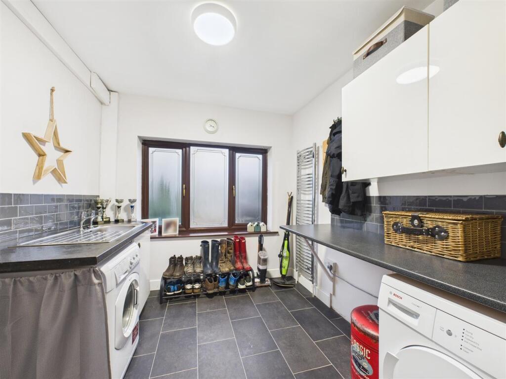 UTILITY ROOM