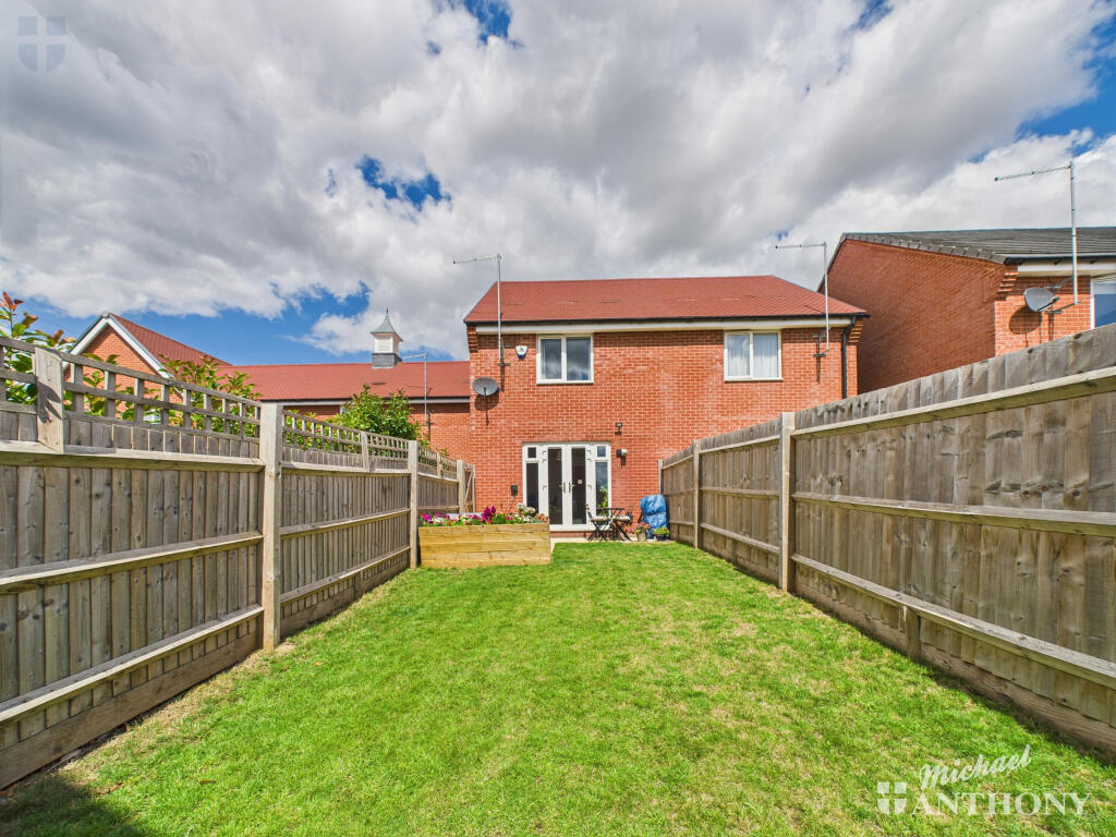 CAM03218G0-PR0722-STILL009