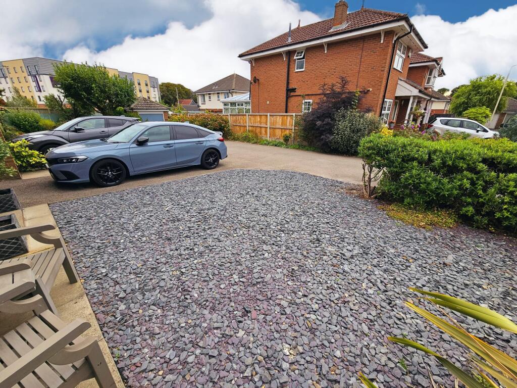 bbff7dc4-e7b9-41eb-9436-65cf6e72bdca