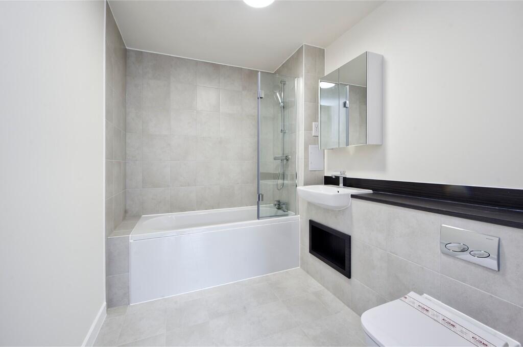 ca016373-7e1c-471...