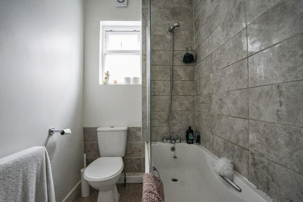 20250904064713_DSC01033_Mzg2P