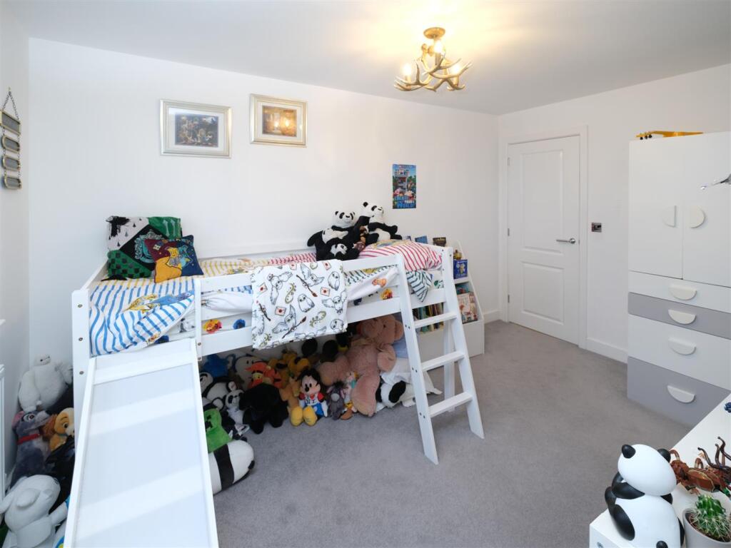 BEDROOM 3