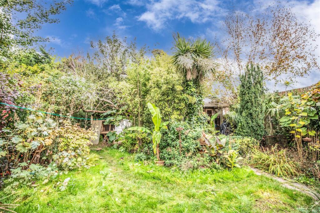 220 Littlehampton Road-2.jpg