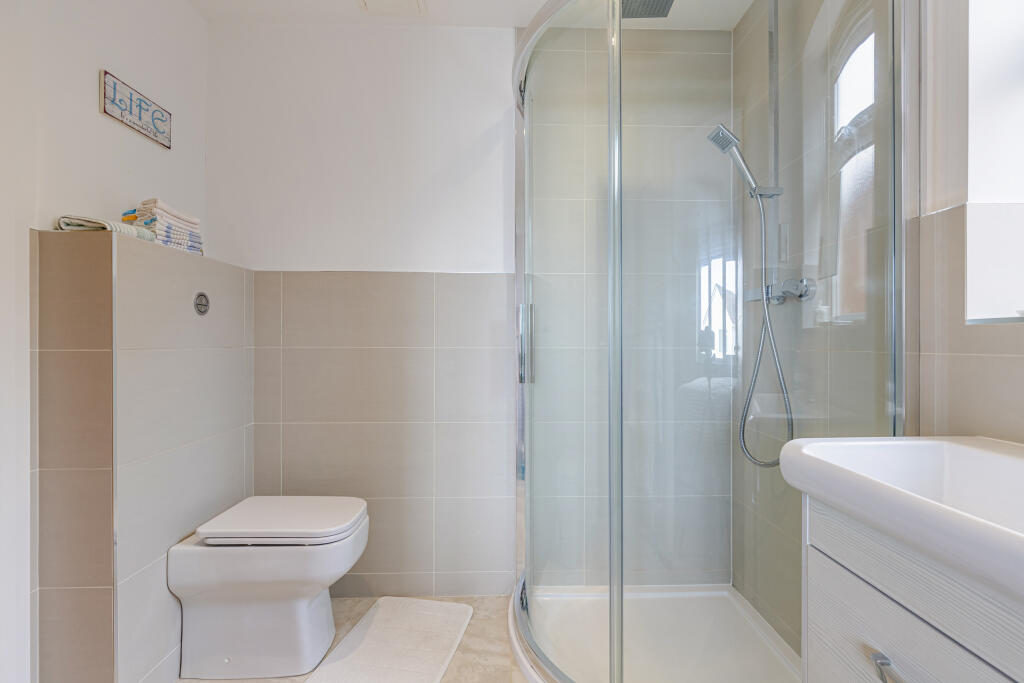 18 Bed 5 En Suite 25 Start Bay Park Strete - 25091