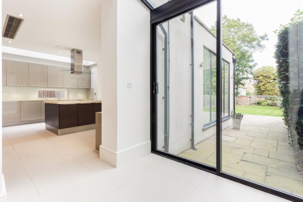 Coolhurst Road, 2...