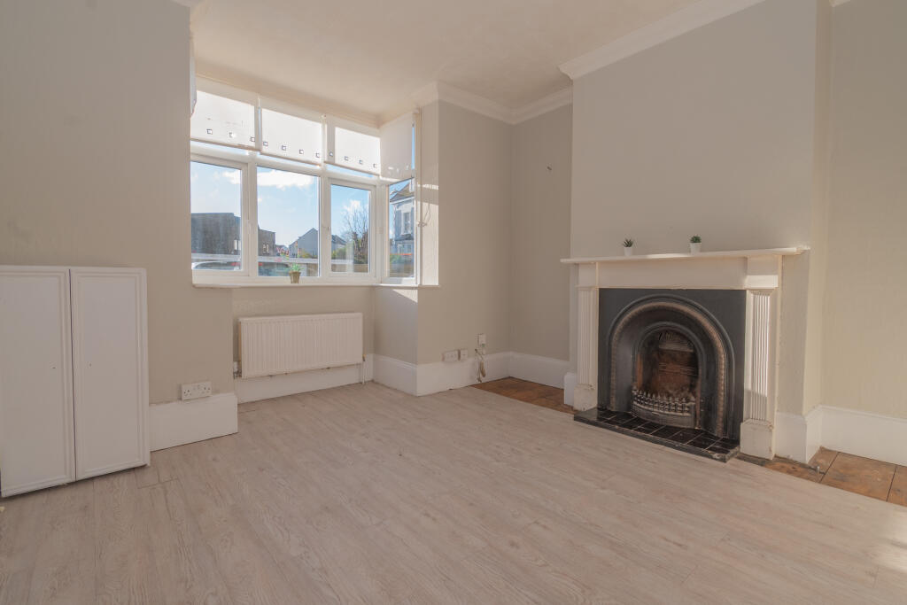 general 15 Vale Road