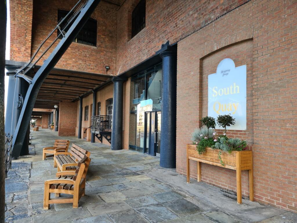 external wapping 3