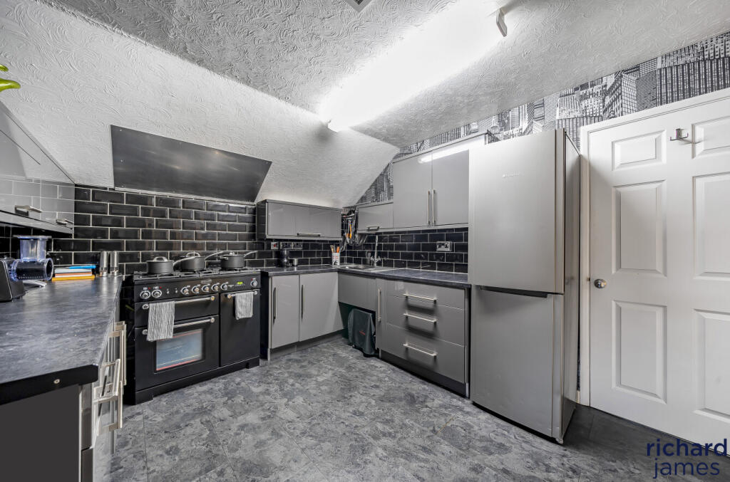 31d74301-abe0-432...