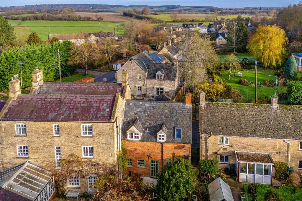 Milton Cottage 1996-22.jpg