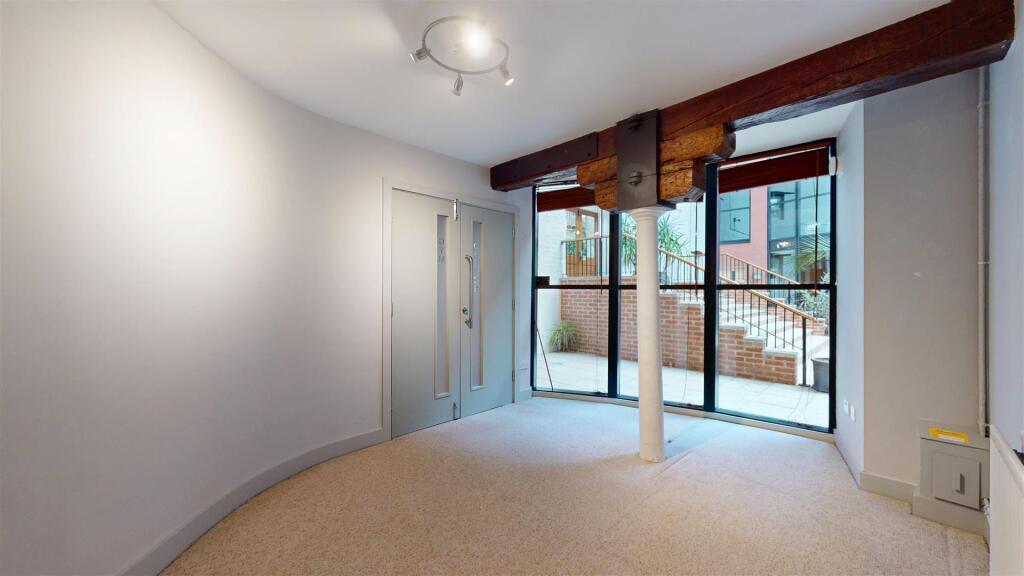Office/Bedroom 4