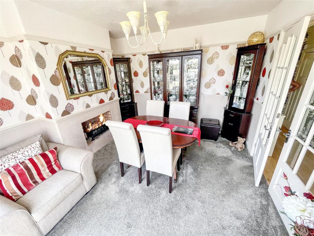 Dining Room Aspect 2.jpg