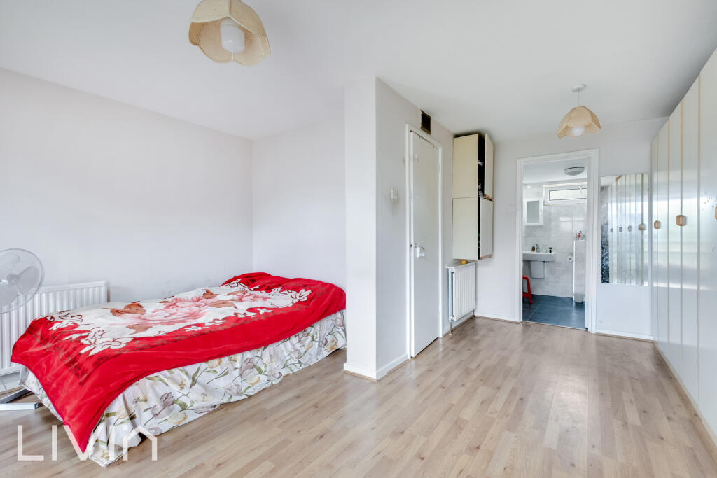 PARK HILL RISE  42 -11