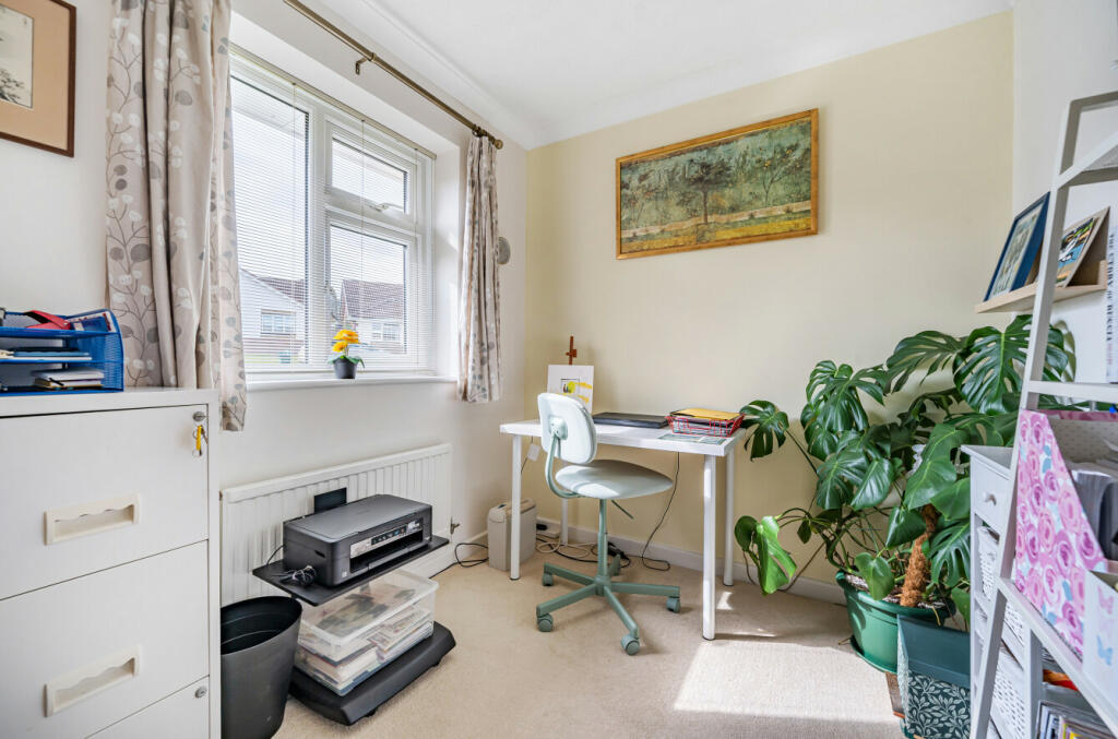 Bedroom/Study