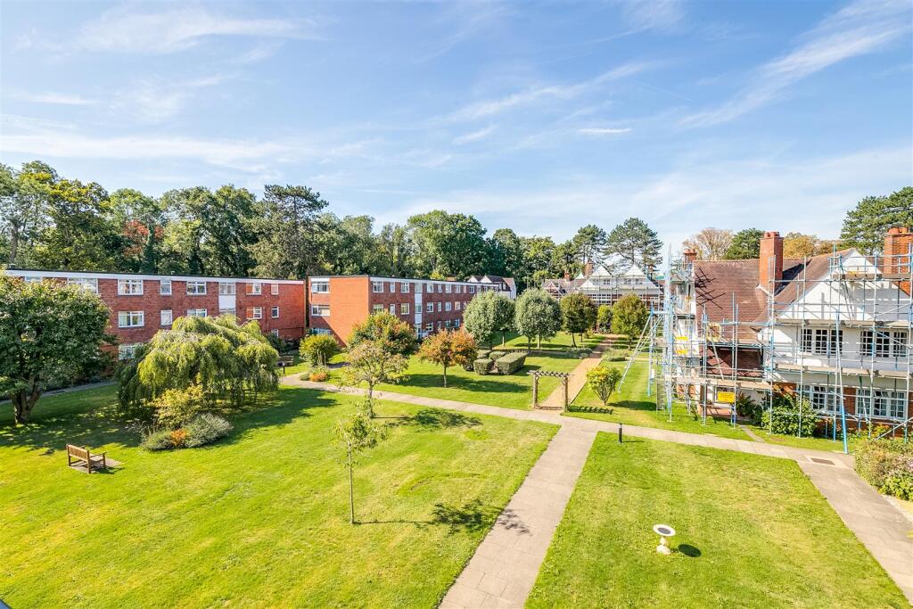 Sollershott Hall 44-25.jpg