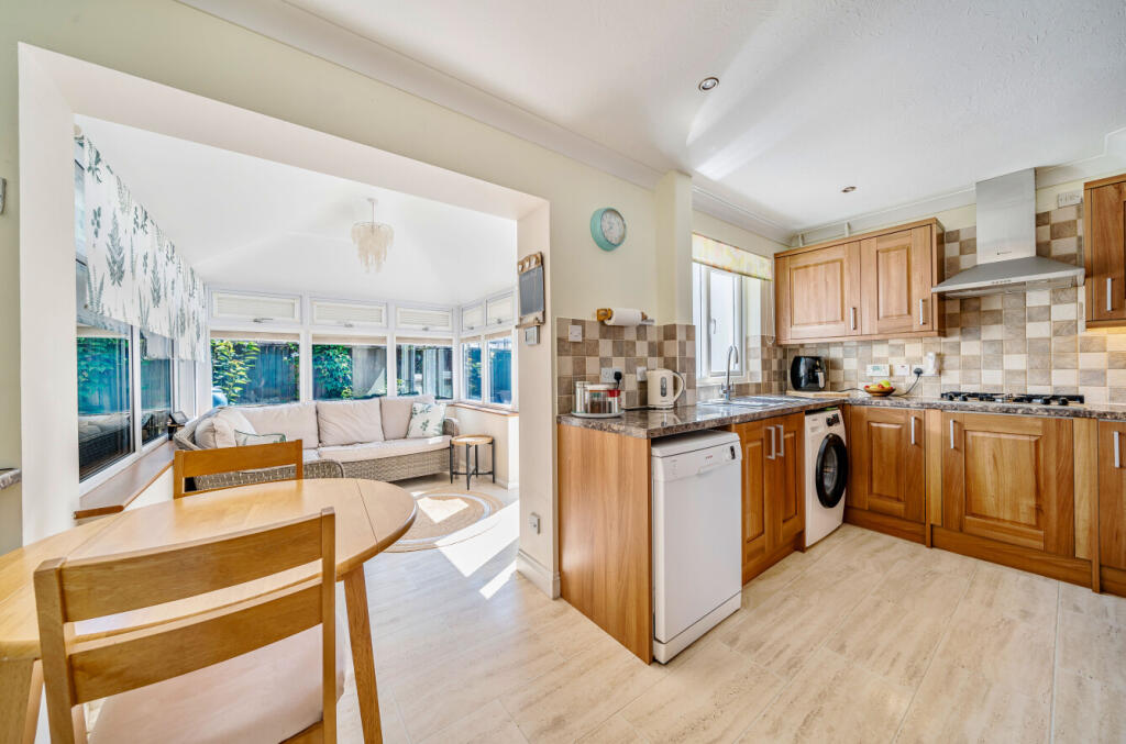 1327212-10-6880f6...