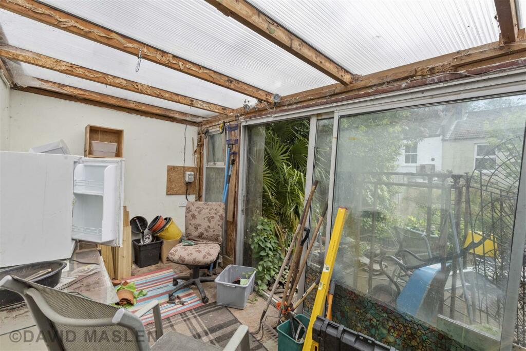 Rear Garden (1).jpg