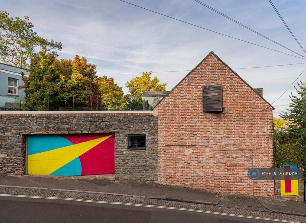 Side Of The House &amp; Garage