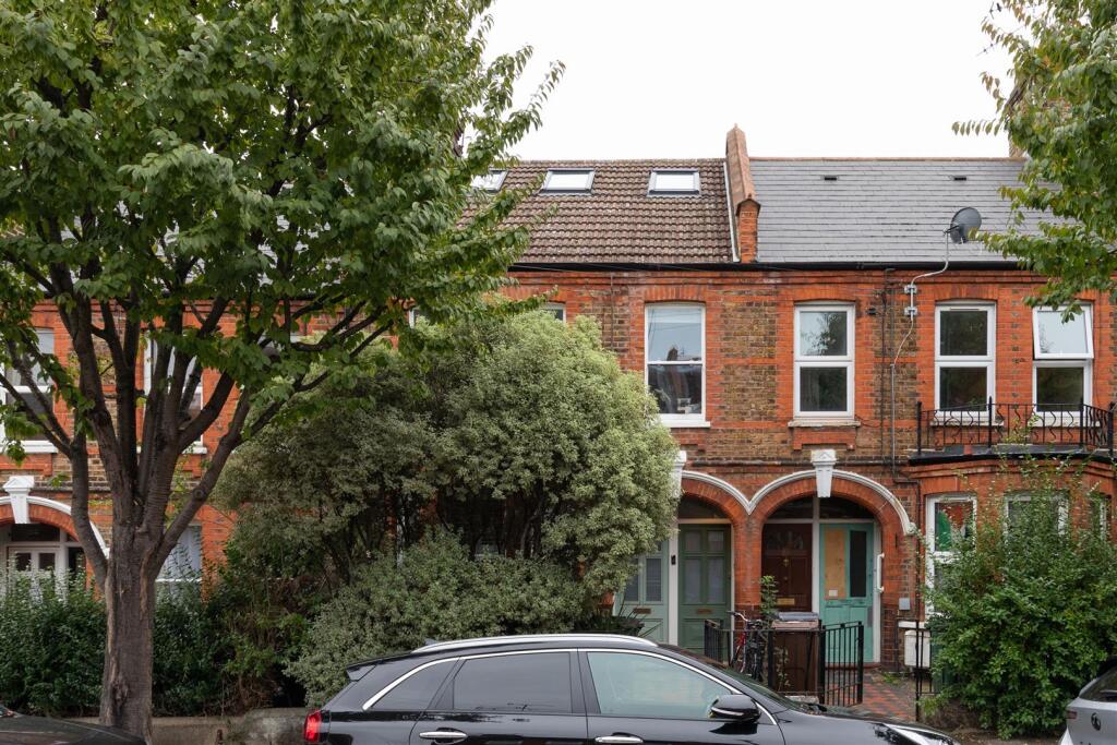 Mersey Road, E17