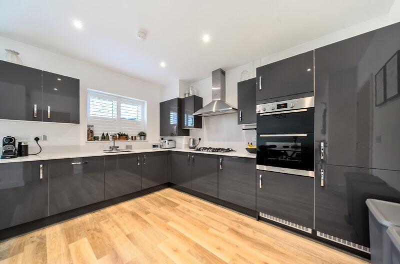 Kitchen Diner angle 3