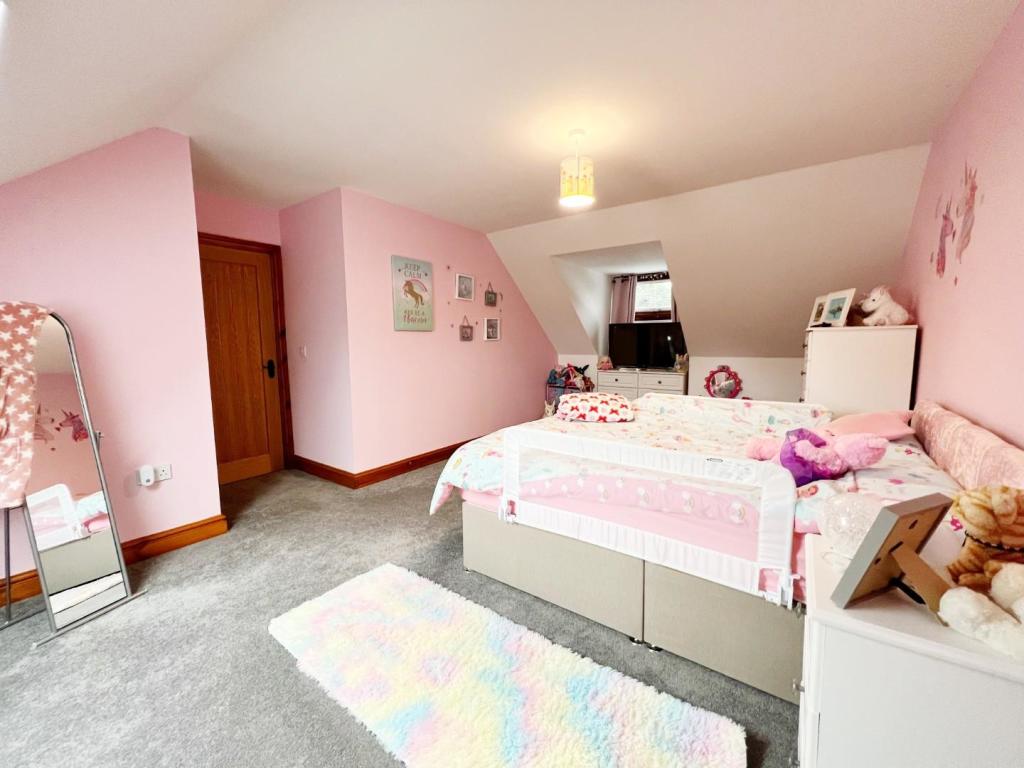 Bedroom 3 pic 2.jpg