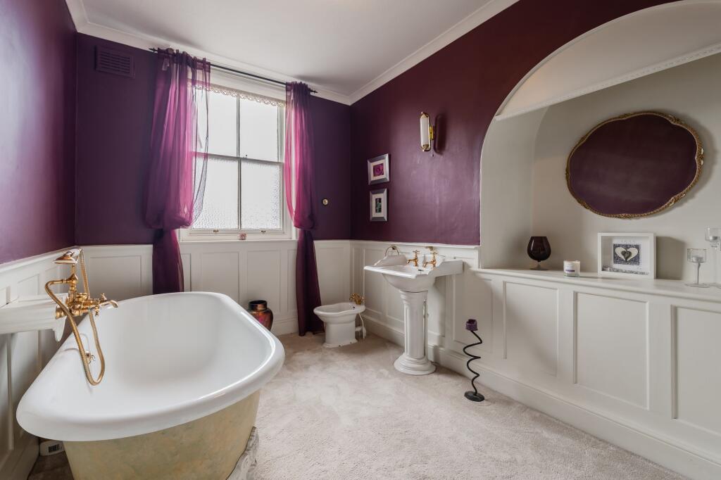 Stylish family bathroom