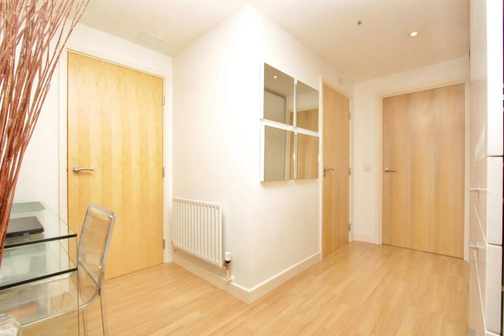 Blue Court, Sherborne Street, N1