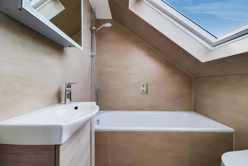 6_Ensuite-0-850x570.jpg