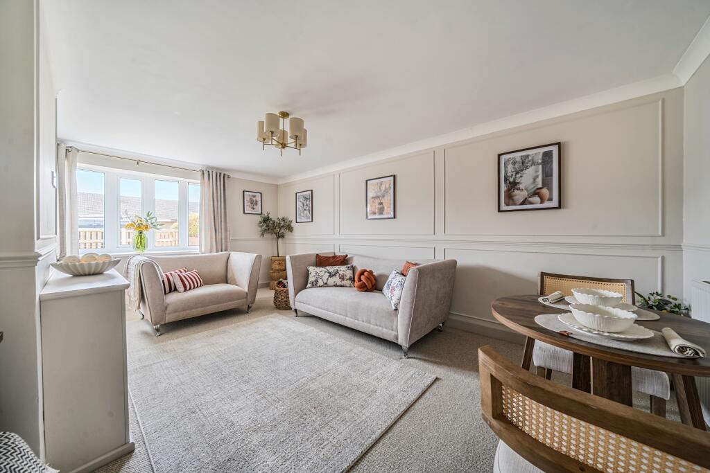 1358708-7-68e78a16066b4