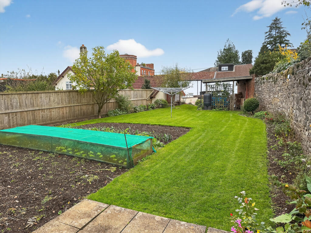 Enclosed Rear Garden