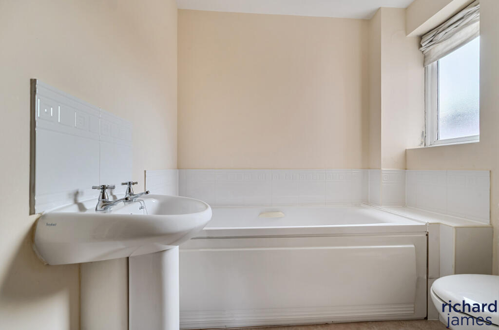 51a4e6f8ec8f4edf9468f2e2e2b8ac0e