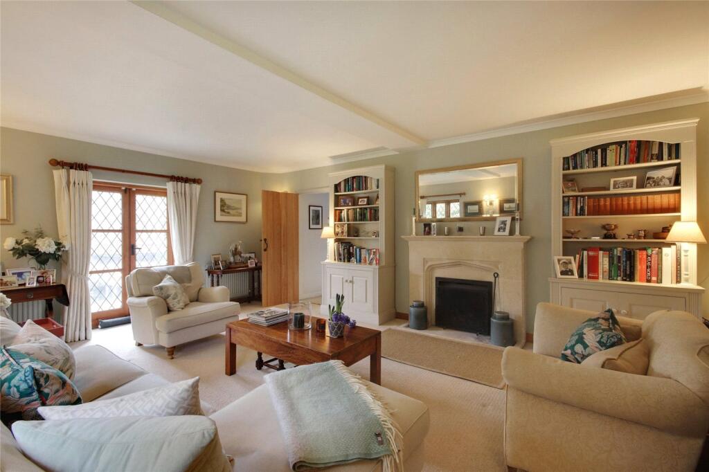 Sitting Room/Oast