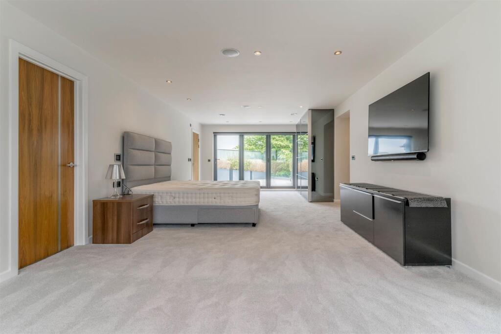 72 Dyke Road Low Res-38.jpg