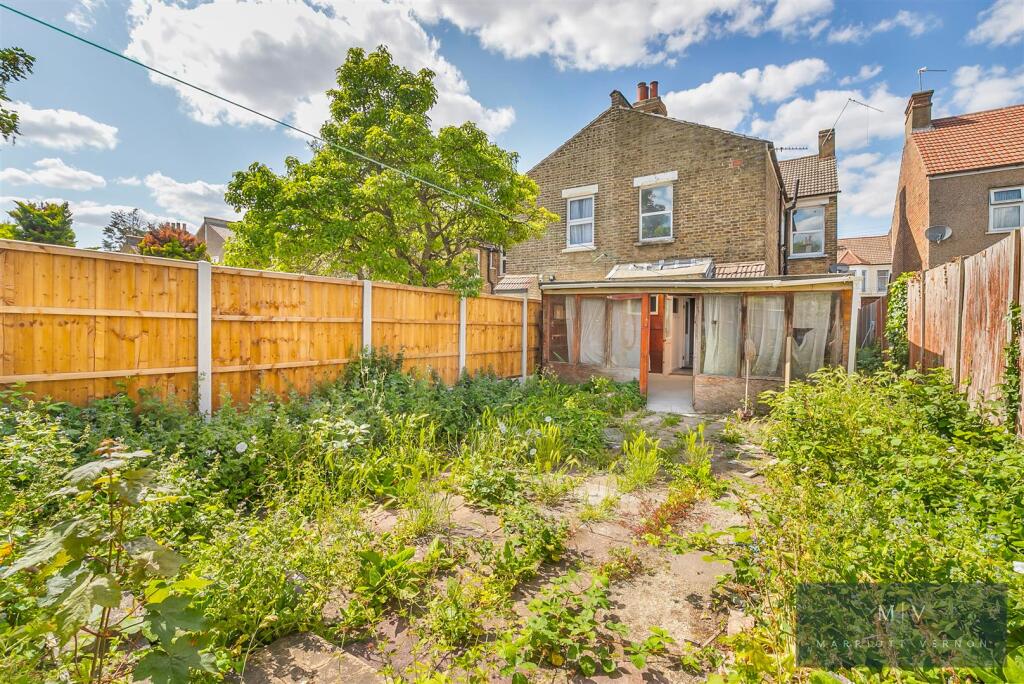 Hartley Road 20 MV-7.jpg