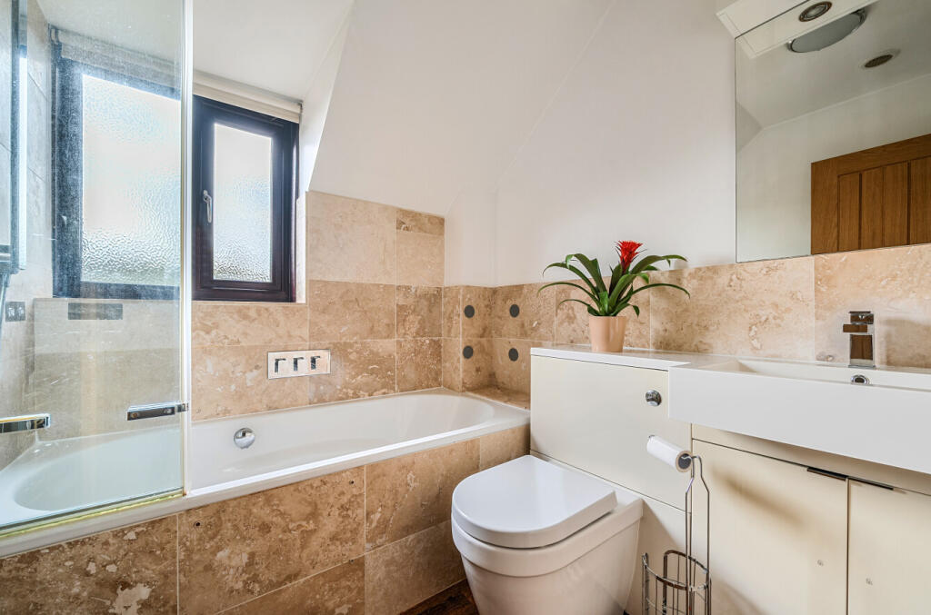 1363477-17-690351...